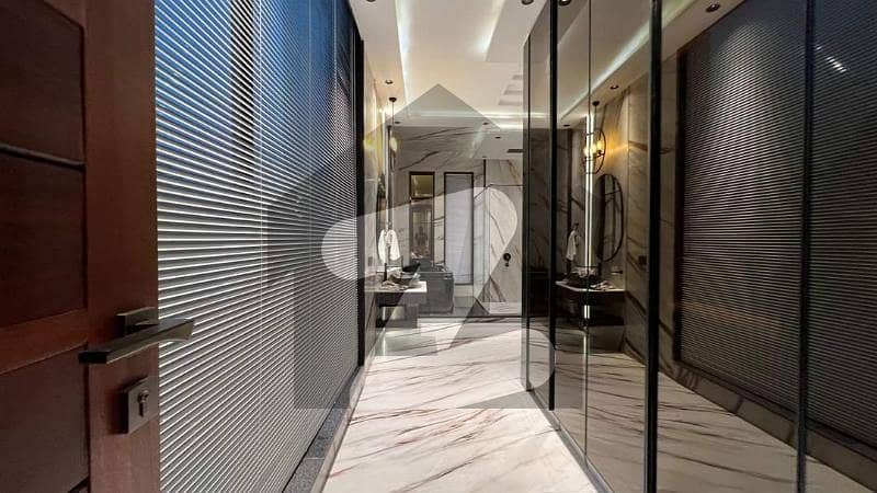 NFC Kanal Super duper luxury house with swimming pool