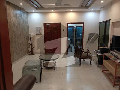 8,Marla Beautiful Scond Floor Flat Available For Rent In Johar Town Near Shahdiwal Chok