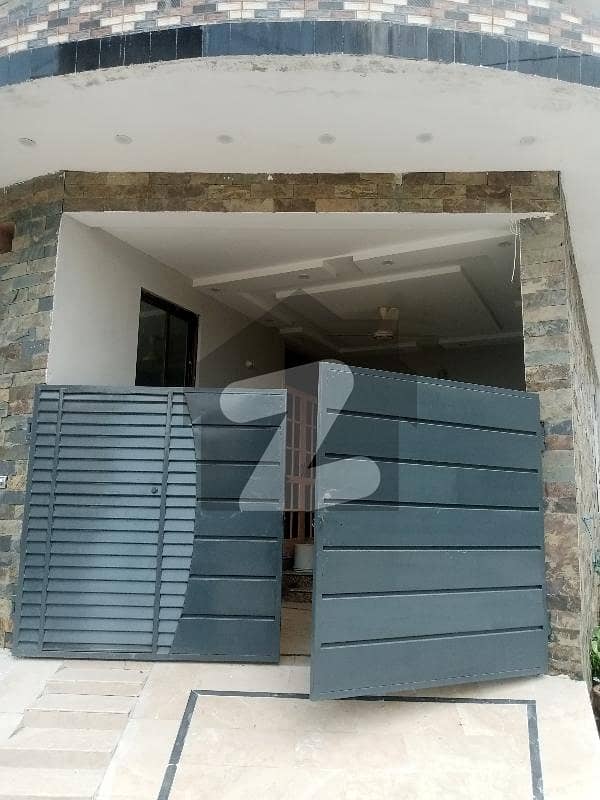 Spacious 3.5 Marla House with 3 Bedrooms
