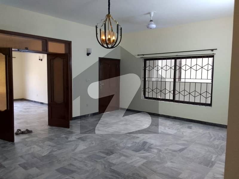 6 Bed Ground Plus Basement Available For Rent In F11