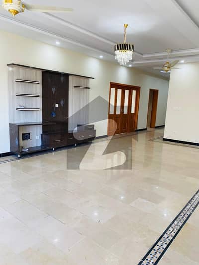 1KANNAL UPPER PORTION For Rent