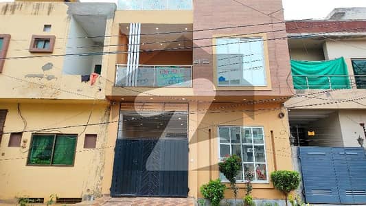 A Prime Location House Of 3 Marla In Formanites Housing Scheme