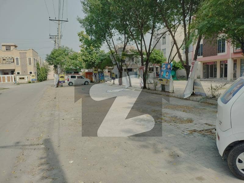 One Bed Room Apartment Available Or Rent One Bed Room Apartment Available Or Rent