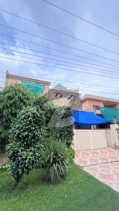 1 Kanal House for Rent in DHA Phase 4, Block EE 5 Spacious Bedroom