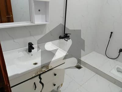 سی بی آر ٹاؤن فیز 1 - بلاک سی سی بی آر ٹاؤن فیز 1,سی بی آر ٹاؤن,اسلام آباد میں 3 کمروں کا 15 مرلہ بالائی پورشن 75.0 ہزار میں کرایہ پر دستیاب ہے۔