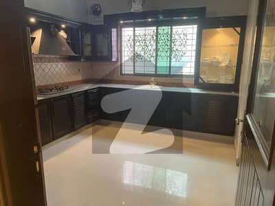 CHANCE DEAL 666 YARD PROPER 2 UNIT BUNGALOW FOR SALE IN DHA PHASE 5