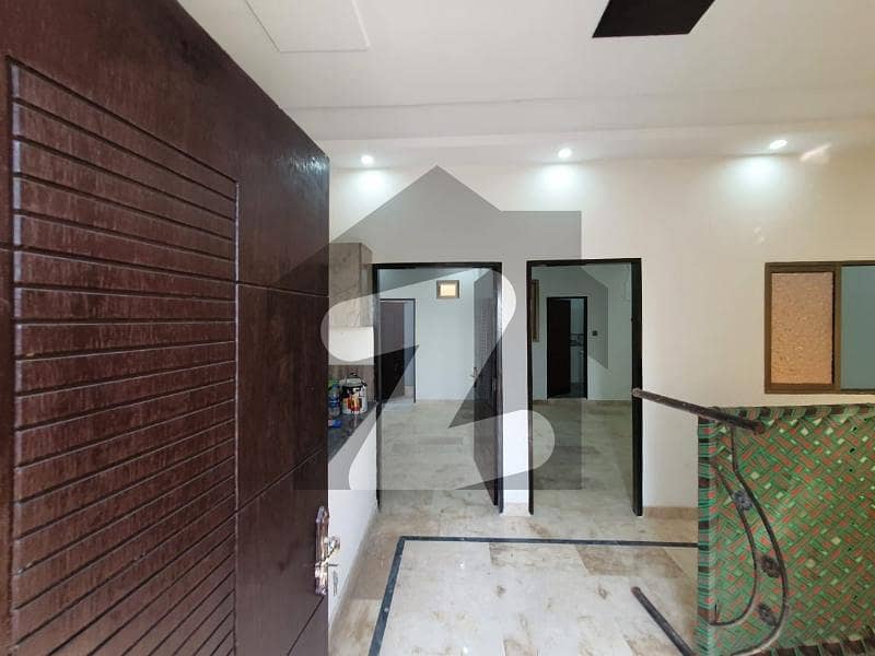 120 YDS FLAT FOR RENT