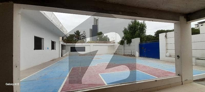 کلفٹن ۔ بلاک 5 کلفٹن,کراچی میں 10 کمروں کا 8 کنال مکان 40.0 لاکھ میں کرایہ پر دستیاب ہے۔
