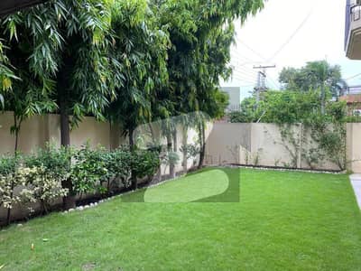 ڈی ایچ اے فیز 3 ڈیفنس (ڈی ایچ اے),لاہور میں 3 کمروں کا 1 کنال زیریں پورشن 2.25 لاکھ میں کرایہ پر دستیاب ہے۔