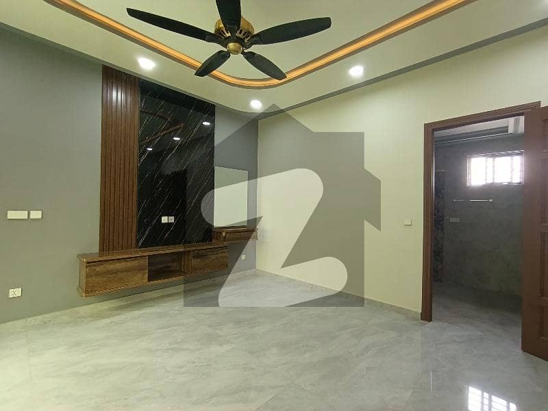 Kanal Ultra Modern Luxury House