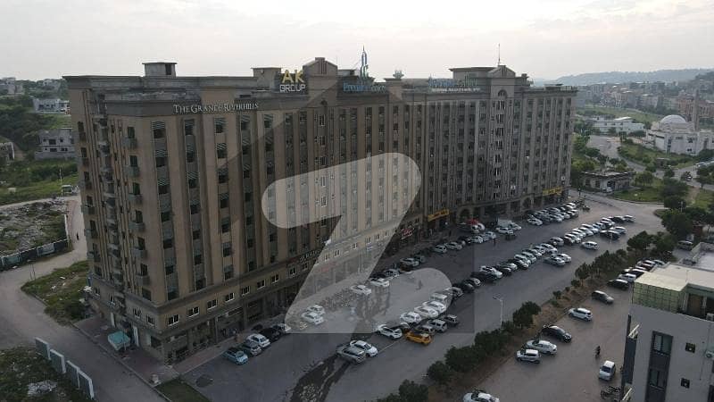 3-BED LUXURY APARTMENT IN BAHRIA TOWN
