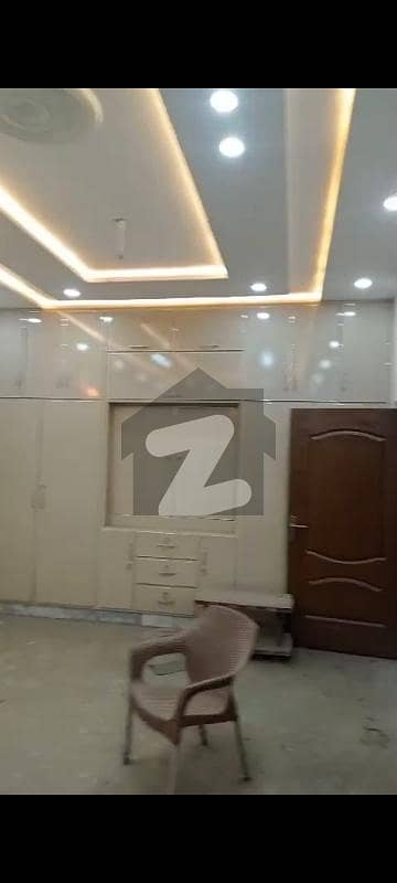 کینال روڈ فیصل آباد میں 3 کمروں کا 5 مرلہ مکان 55.0 ہزار میں کرایہ پر دستیاب ہے۔