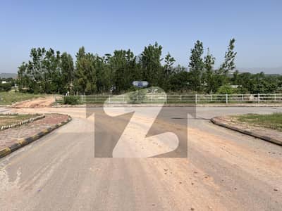 1 Kanal Plot For Sale Full Highted Location . Back Open Back Tarest Bahria Enclave Islamabad Sector F