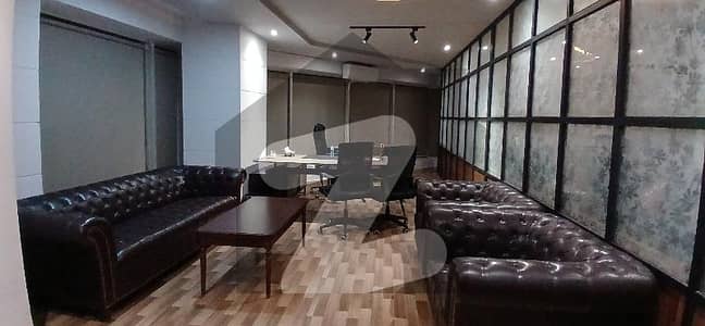 شاہراہِ فیصل کراچی میں 8 مرلہ دفتر 4.0 لاکھ میں کرایہ پر دستیاب ہے۔