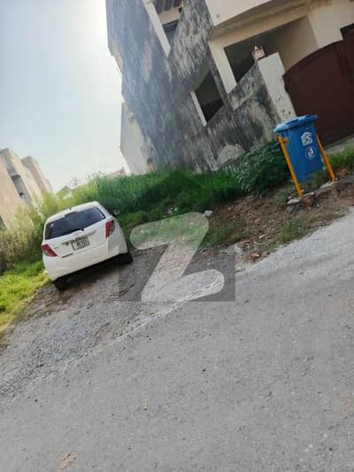 Deal With Owner If You Want Original Pictures Please Send WhatsApp No
