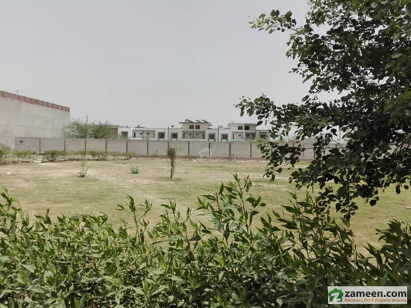 House Is Available For Sale Eden Valley, Faisalabad ID10785541