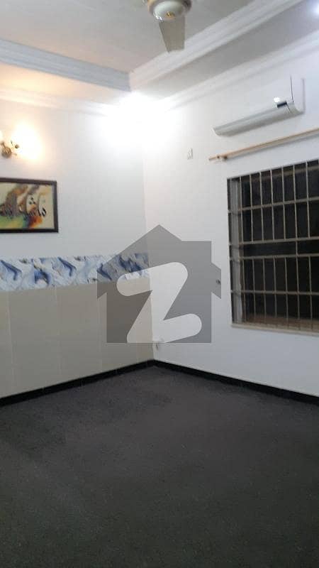 25x40 House Available For Sale G-13, ISLAMABAD 25x40 House Available For Sale G-13, ISLAMABAD