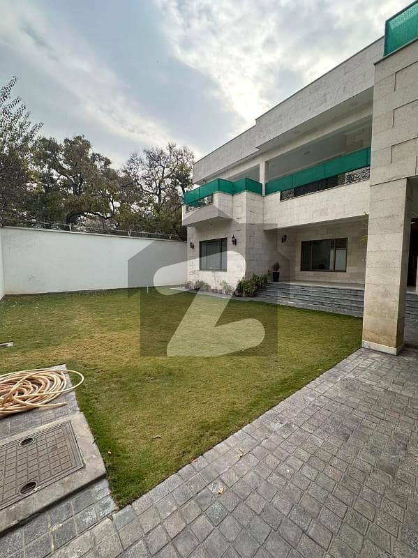 جی ۔ 6 اسلام آباد میں 9 کمروں کا 2 کنال مکان 25.0 لاکھ میں کرایہ پر دستیاب ہے۔