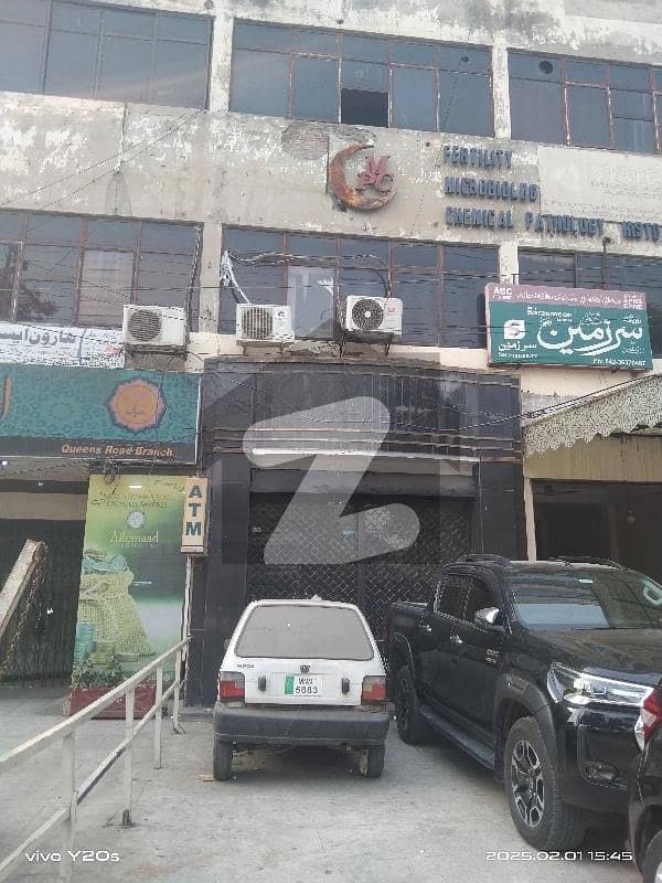 مزنگ لاہور میں 14 مرلہ دفتر 2.0 لاکھ میں کرایہ پر دستیاب ہے۔