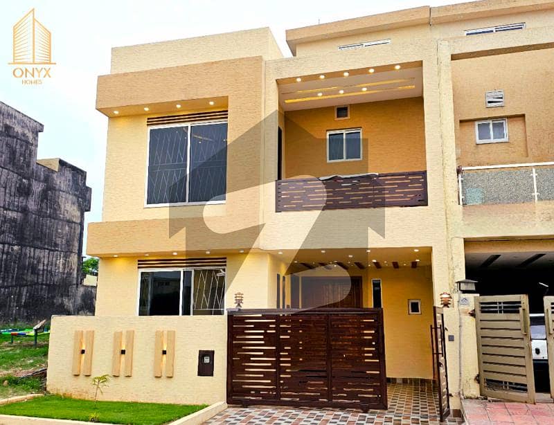 5 Marla House Near To Future World School In A Peaceful Closed End Street 5 Marla House Near To Future World School In A Peaceful Closed End Street