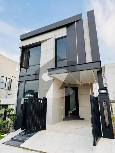 5 Marla Brand New House For sale in Valencia Town