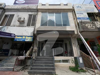 ایف ۔ 10 مرکز ایف ۔ 10,اسلام آباد میں 5 مرلہ عمارت 7.3 لاکھ میں کرایہ پر دستیاب ہے۔