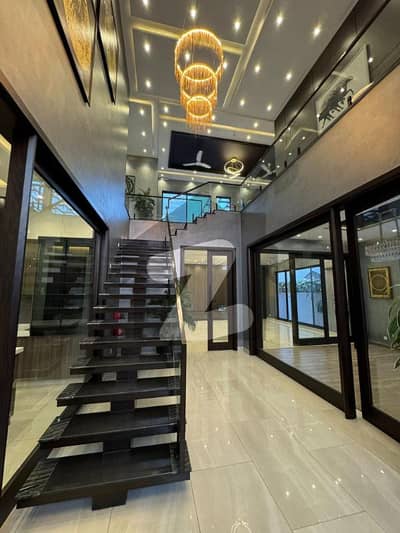 1 KANAL ESTHETICALLY WELL DESIGN HOUSE FOR SALE IN DHA PHASE 6