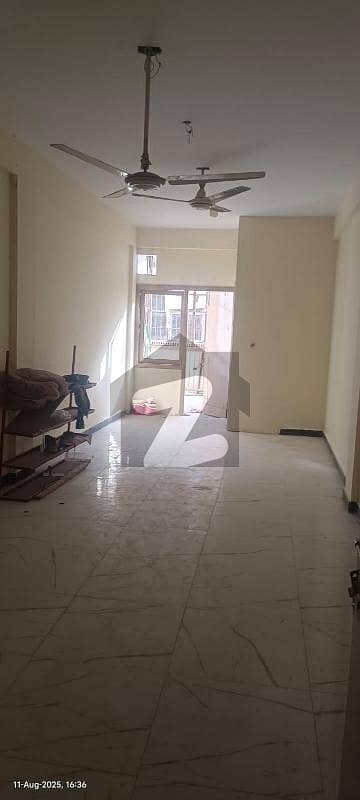 A Flat Of 500 Square Feet In Rs. 35000