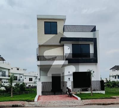 5 Marla Designer House For Sale