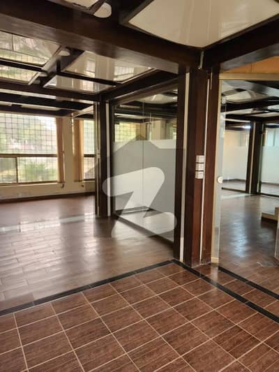 F-10/3 Class II Shopping Center 40x30 Triple Storey Building For Sale