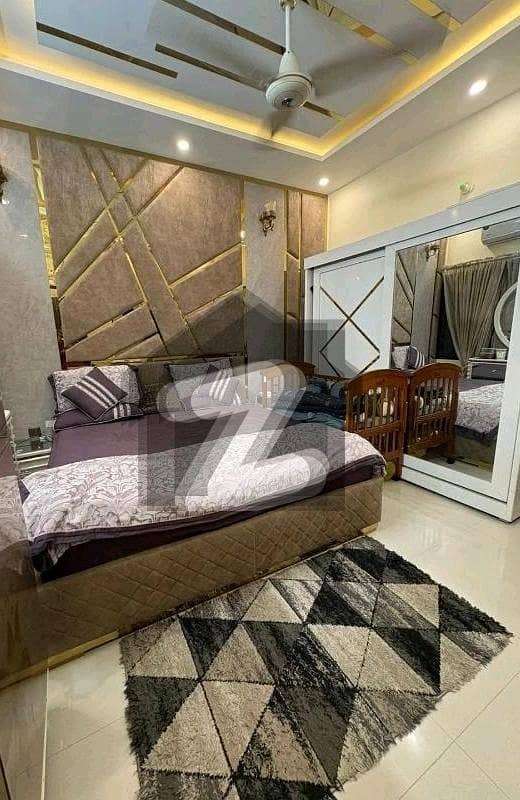 1650 Square Feet Flat for sale in Cosmopolitan Society
