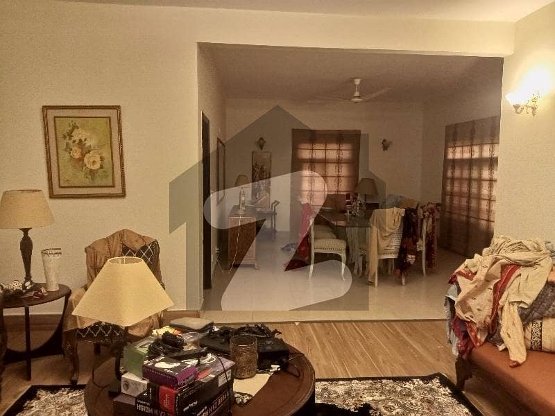 3+3 Bed 500 Yards Bungalow