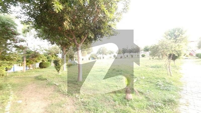 ممتاز سٹی - چناب بلاک ممتاز سٹی,اسلام آباد میں 5 مرلہ رہائشی پلاٹ 60.0 لاکھ میں برائے فروخت۔