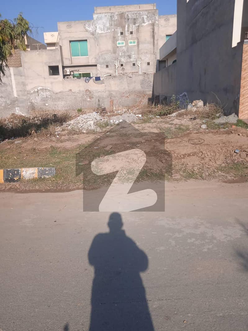قرطبہ ٹاؤن سرگودھا میں 15 مرلہ رہائشی پلاٹ 2.98 کروڑ میں برائے فروخت۔ قرطبہ ٹاؤن سرگودھا میں 15 مرلہ رہائشی پلاٹ 2.98 کروڑ میں برائے فروخت۔
