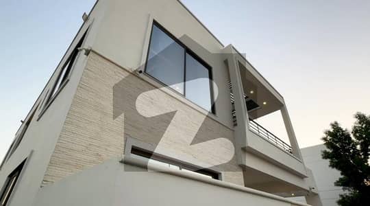 272