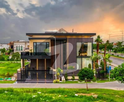 ڈی ایچ اے فیز 5 ڈیفنس (ڈی ایچ اے),لاہور میں 5 کمروں کا 1 کنال مکان 9.75 کروڑ میں برائے فروخت۔