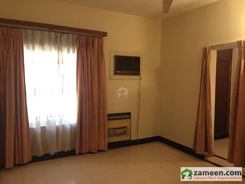 Silent Office For Rent 1 Kanal Separate House Near Hameed Latif Hospital Garden Town