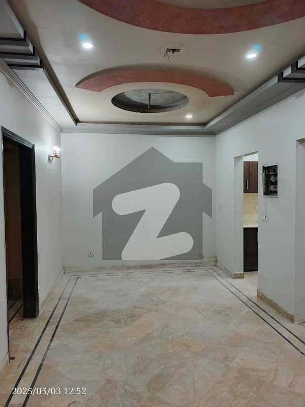 2 Bed Room Apartment 900 Sq Feet
