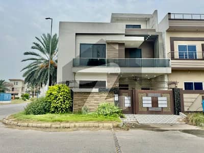 7 Marla Corner House for Sale | Prime Location on 50 Feet Road | Citi Housing Gujranwala