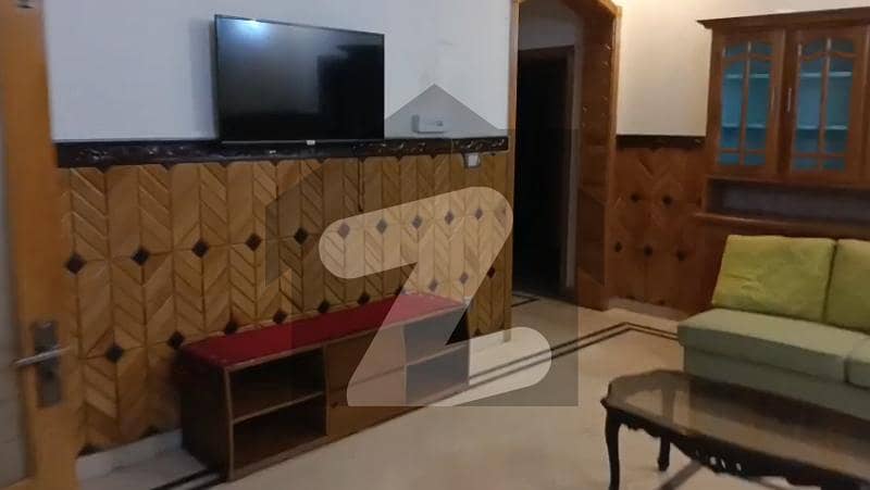 آئی ۔ 8 اسلام آباد میں 3 کمروں کا 12 مرلہ بالائی پورشن 3.3 لاکھ میں کرایہ پر دستیاب ہے۔ آئی ۔ 8 اسلام آباد میں 3 کمروں کا 12 مرلہ بالائی پورشن 3.3 لاکھ میں کرایہ پر دستیاب ہے۔