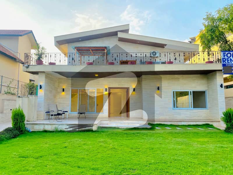 F-6/2 Luxury House Available For Rent