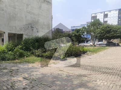 100 sq yds Corner Plot for Sale in Commercial-I, Naval Anchorage, Islamabad