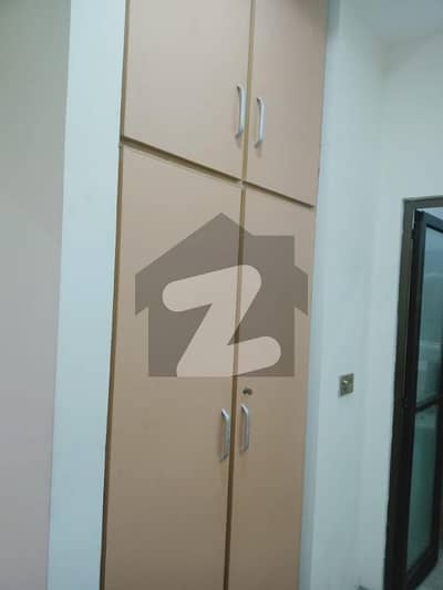 farnsh falat for rent citi housing gujranwala