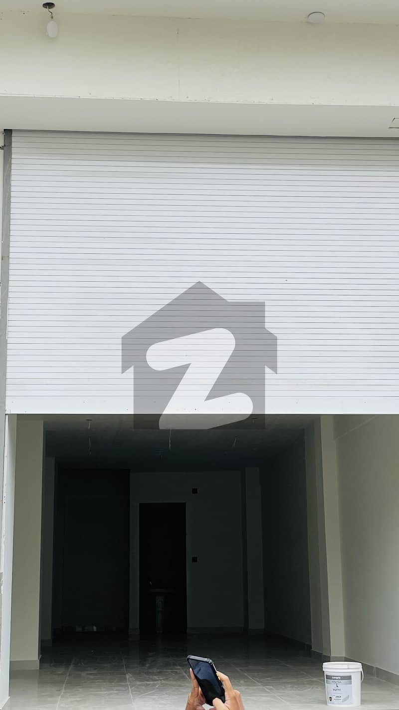 Showroom Available For Sale Showroom Available For Sale