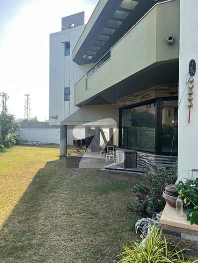 BUNGALOW