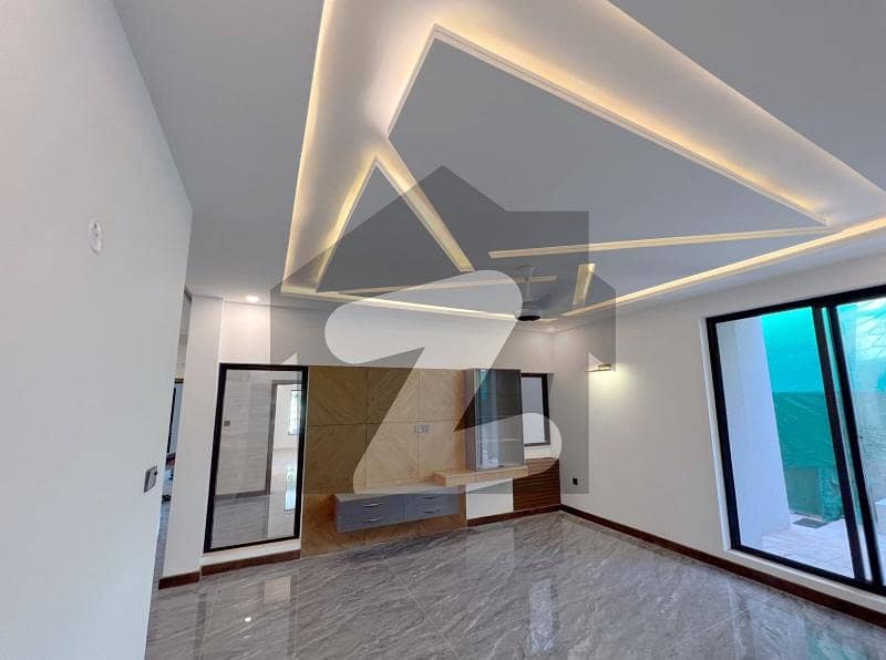 Elegant House Is For Sale In F-7 Elegant House Is For Sale In F-7