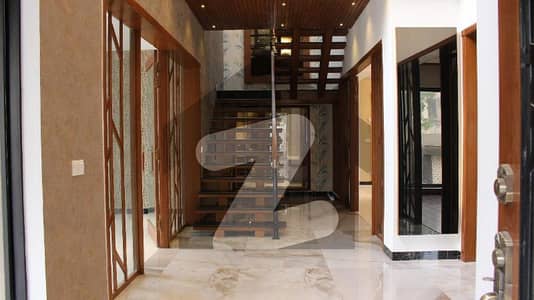 1 Kanal House For Sale in Bahria Town Lahore | Just Like Brand New