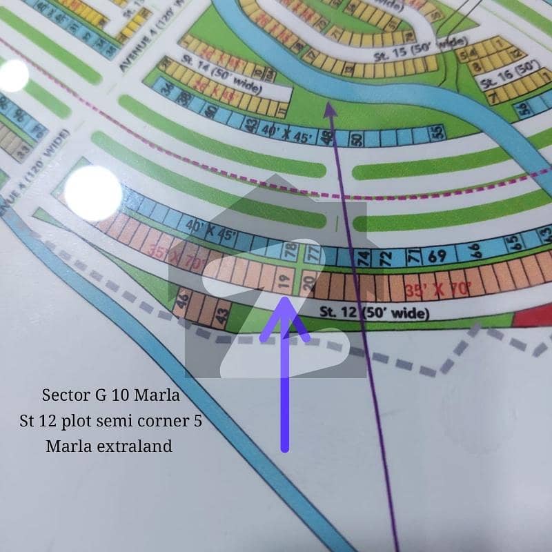 10 Marla Plot available For sale