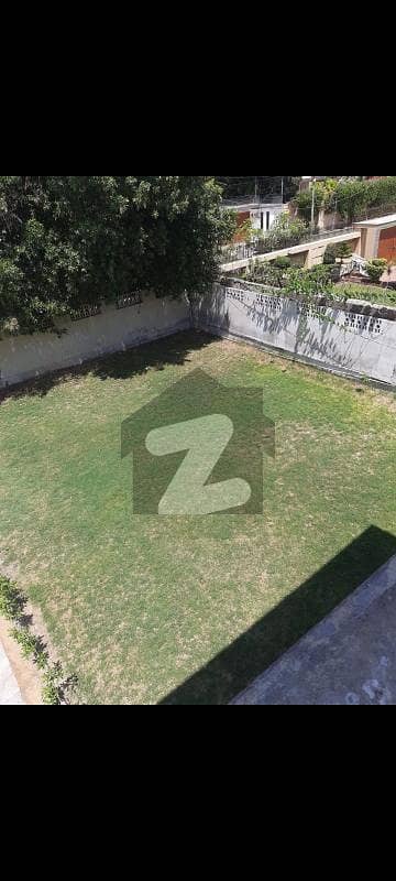 پی