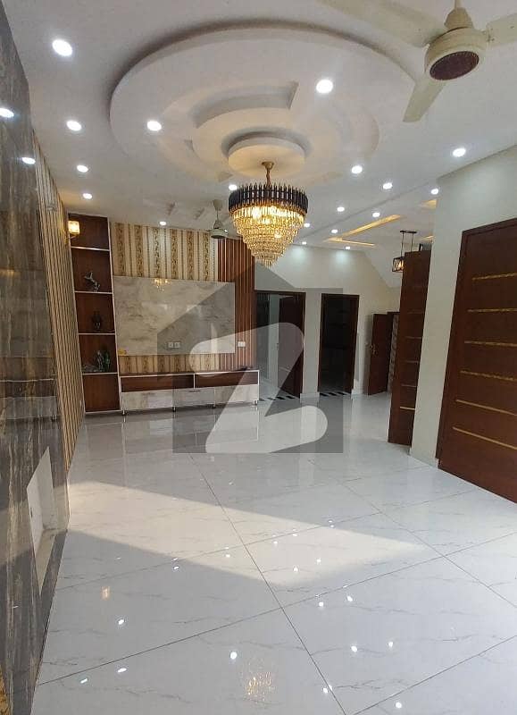 10 Marla Portion For Rent